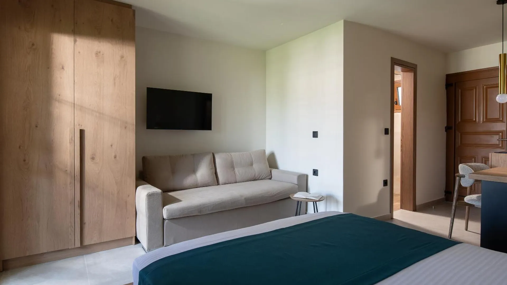 Hotel Pontos Sarti