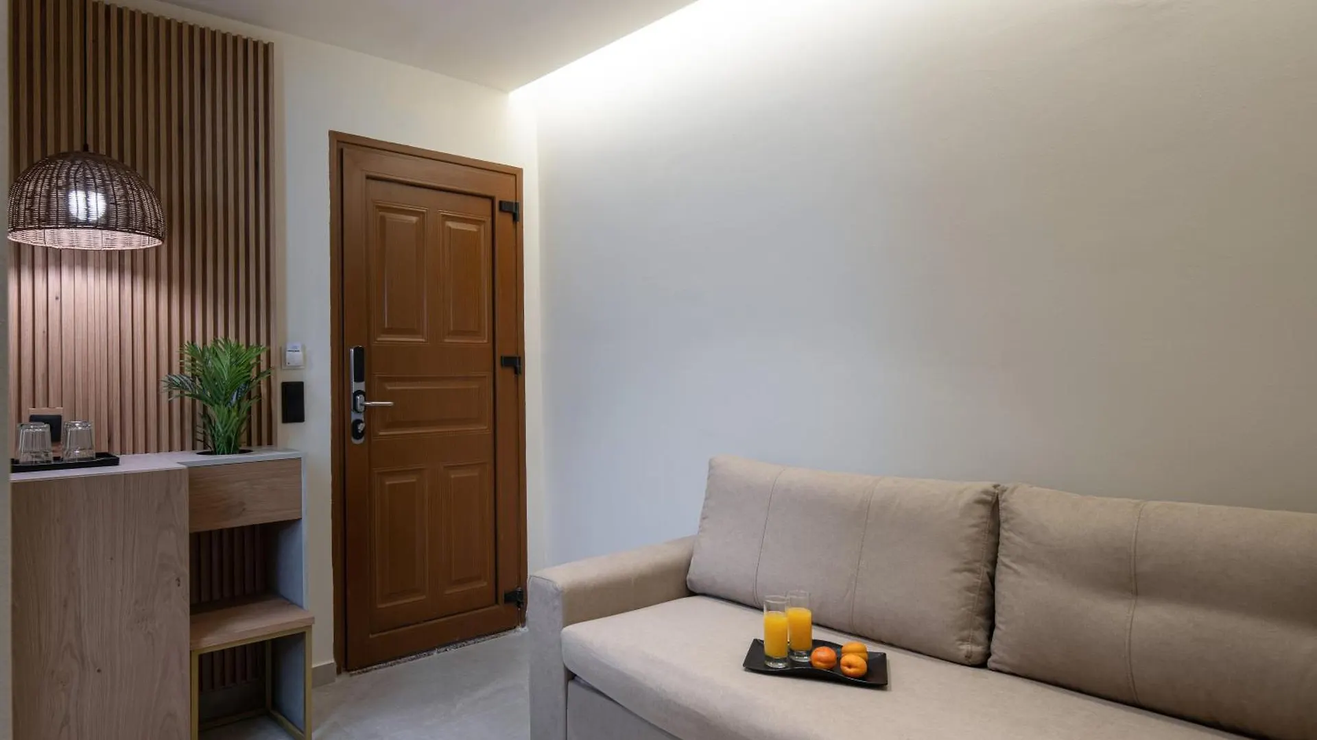 Hotel Pontos Sarti